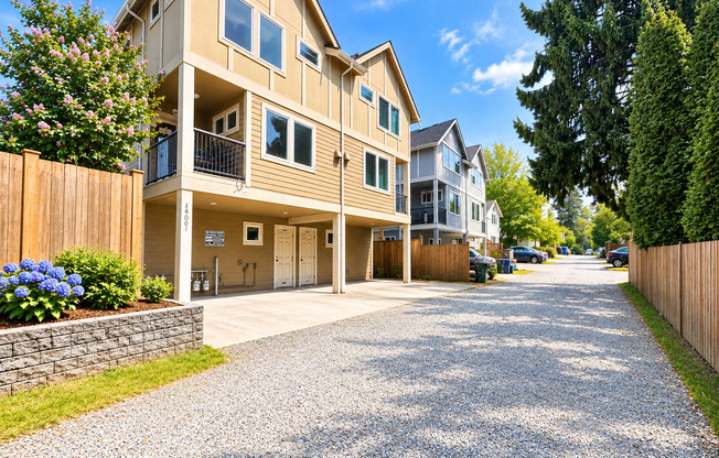 Convenient Northgate 3B Townhome