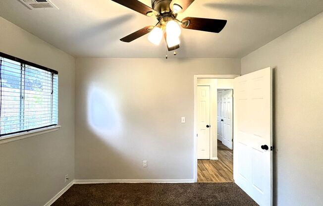 3 beds, 1 bath, $1,199