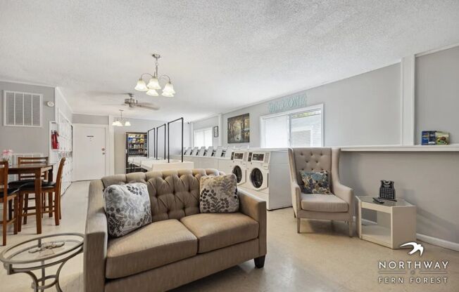 1 bed, 1 bath, 640 sqft, $1,075, Unit 1000F