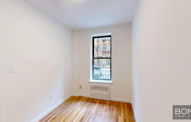 415 E 73 ST