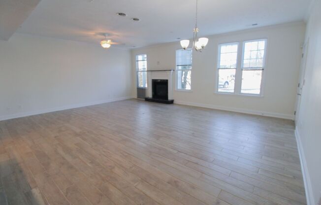 2 beds, 2 baths, 1,450 sqft, $1,950, Unit 221-08UP