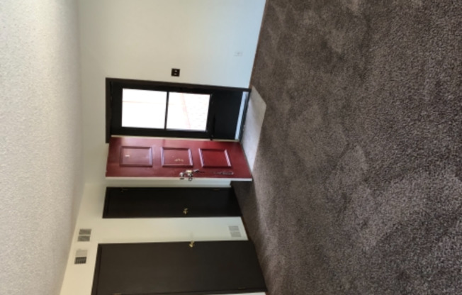 619 S MT CARMEL