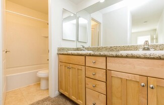 3 beds, 2 baths, $2,995, Unit 04