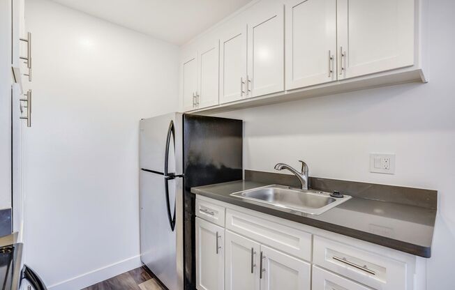 1 bed, 1 bath, $1,892, Unit 26