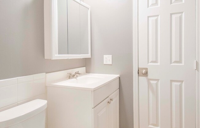 2 beds, 1 bath, 954 sqft, $1,380, Unit 206