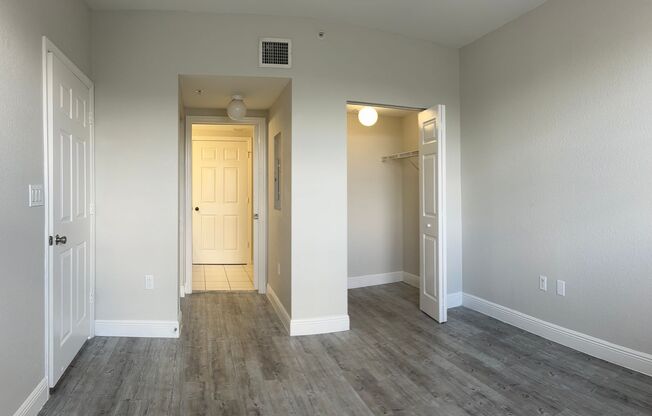 2 beds, 2 baths, 1,204 sqft, $2,019, Unit 10136-B3 - Bostonian