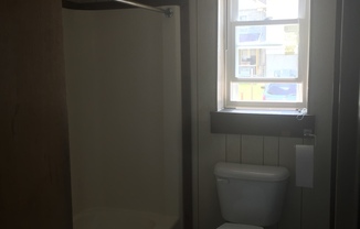 Studio, 1 bath, 500 sqft, $750, Unit 2