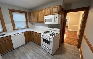 2 beds, 1 bath, 1,050 sqft, $2,600, Unit 1