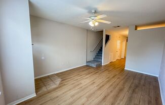 2 beds, 2.5 baths, $1,350, Unit Unit #912