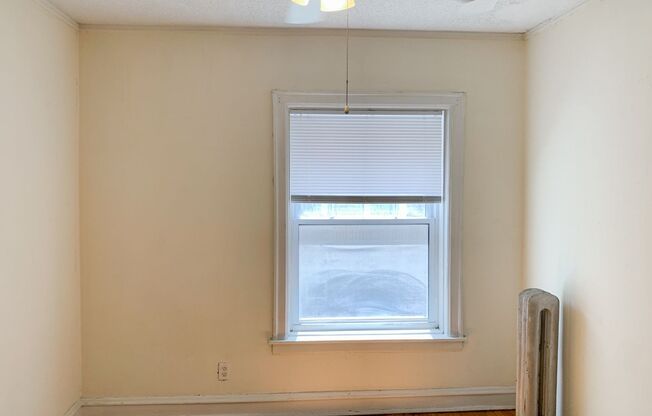 1 bed, 1 bath, 1,000 sqft, $1,735, Unit 5208D-1