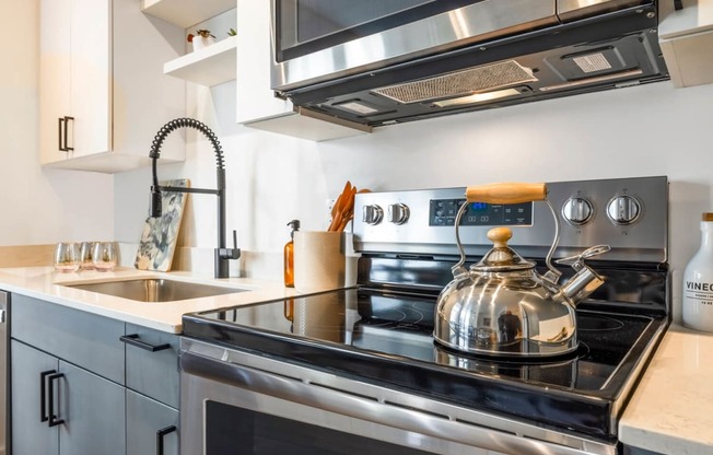 Model kitchen with electric range