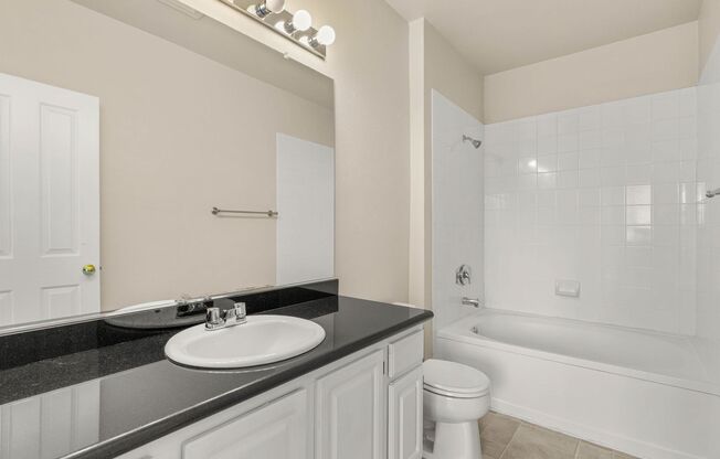 2 beds, 2 baths, $1,595, Unit # 822