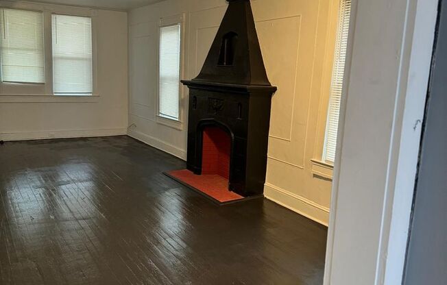 Recently Renovated Three Bed One Bath Ready For A New Tenant!