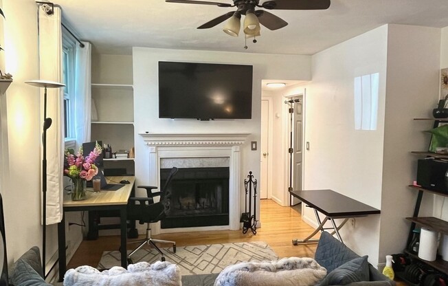 84 W CONCORD ST