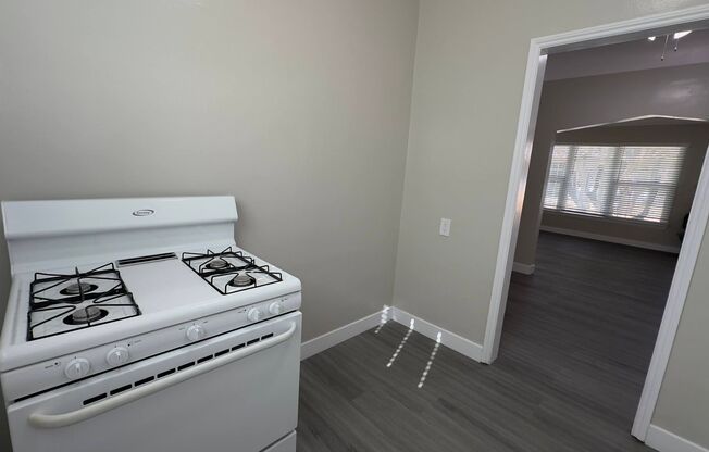 1 bed, 1 bath, 900 sqft, $1,695, Unit 5006