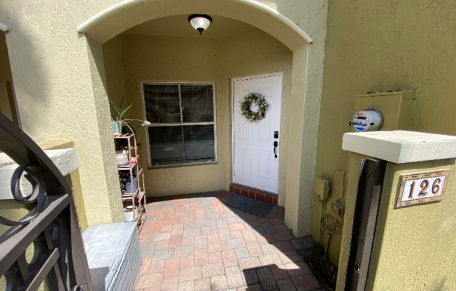126 LK MONTEREY CIR