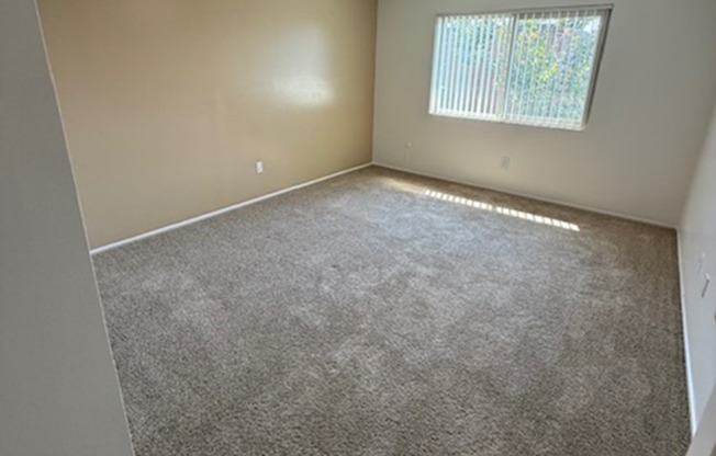 1 bed, 1 bath, 716 sqft, $2,150, Unit E019
