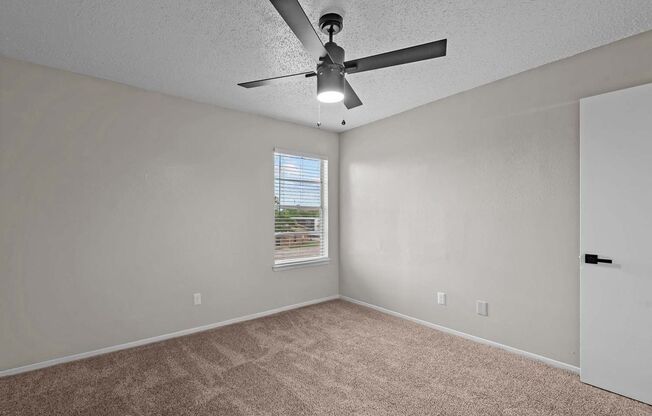 1 bed, 1 bath, 538 sqft, $1,170, Unit 12