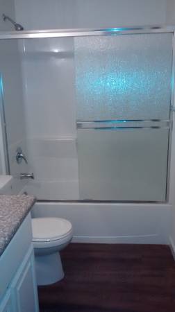 2 beds, 1 bath, 864 sqft, $1,395, Unit 202
