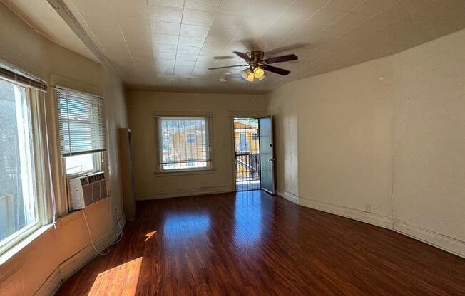 1 bed, 1 bath, 653 sqft, $1,895