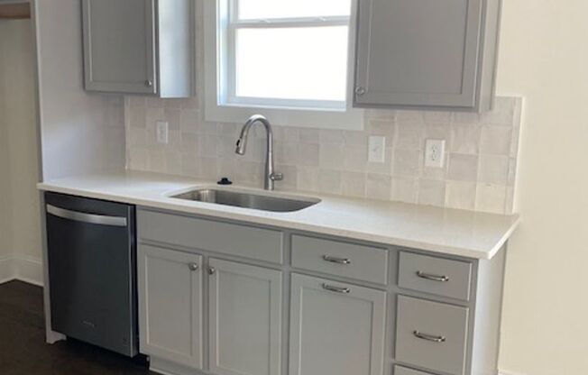 3 beds, 2.5 baths, $2,900