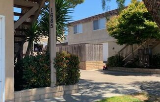 RAMONA TERRACE 1685-1691