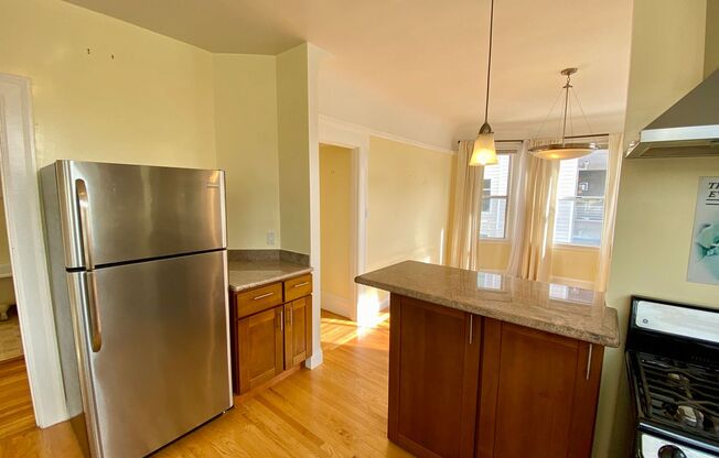 1 bed, 1 bath, 700 sqft, $2,875, Unit 5