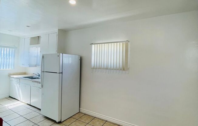 1 bed, 1 bath, $1,995, Unit 3