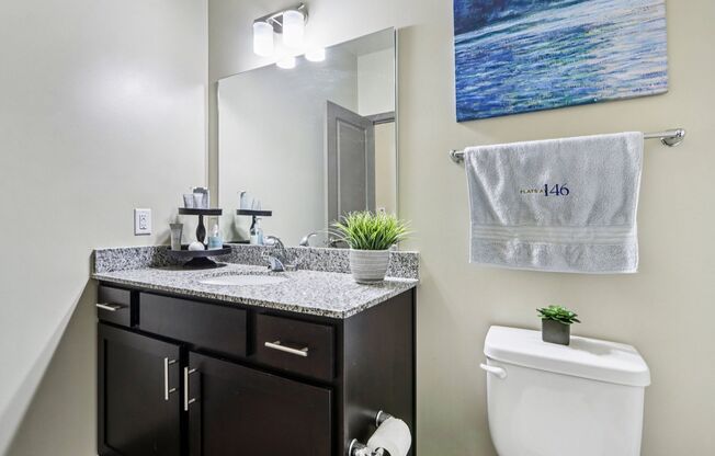 1 bed, 1 bath, 880 sqft, $1,350, Unit 08 - 301