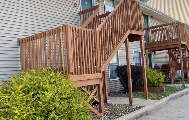 Highly Sought After Shawnee Location - 2BR Apartments with In Unit Laundry and Patios!