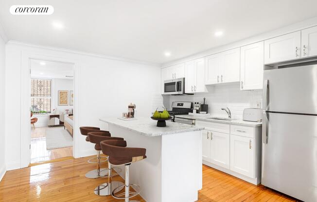 367 E 62 ST