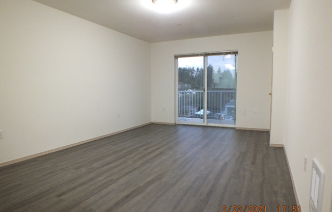 12549 28 AVE NE