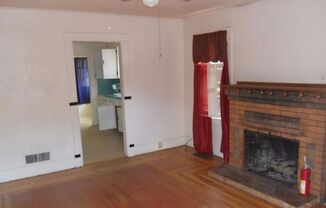 2 beds, 1 bath, $1,280