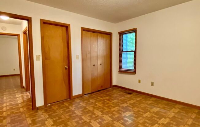 2 beds, 1 bath, $1,750