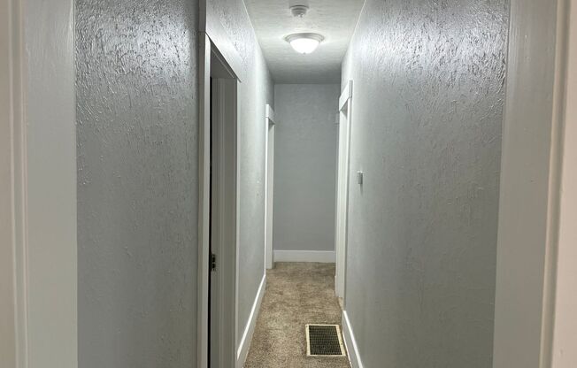 Beautiful 2 bed/ 1 bath