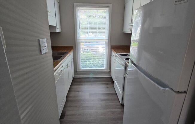 526 Mill Cove Court ~ Waters Edge ~ TWO WEEKS FREE