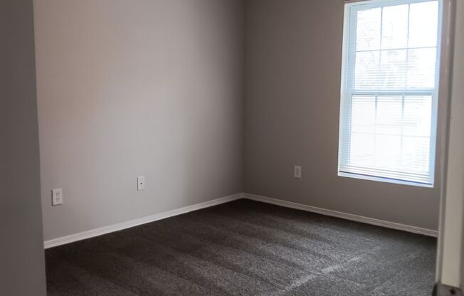 2 beds, 2 baths, 1,001 sqft, $995, Unit 4266 Apt 10