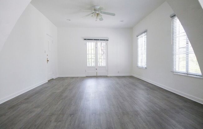 (6020) 750 S. Detroit St.