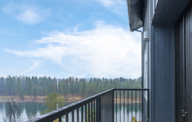2 beds, 2 baths, 998 sqft, $1,700, Unit A-204