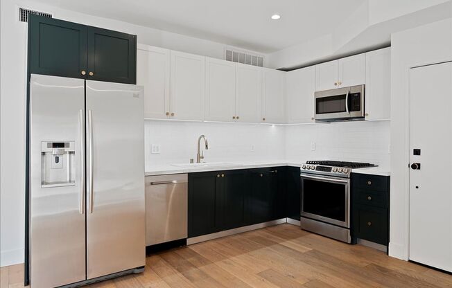 135 N Doheny Dr Apt 103