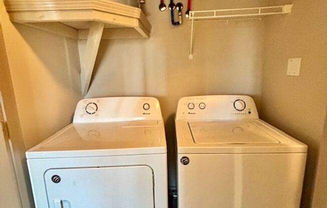 2 beds, 2 baths, 929 sqft, $1,025, Unit 1720-A05