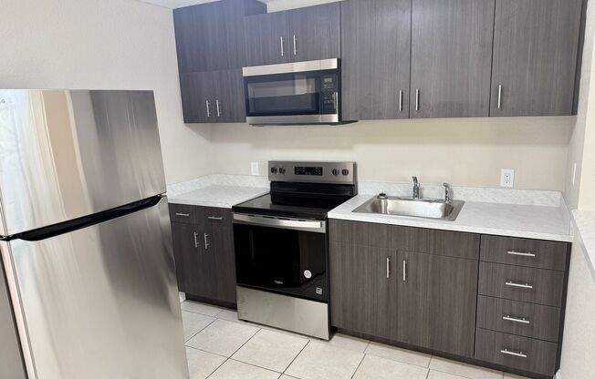 Fully Renovated and Modern 3/1 Available Now!