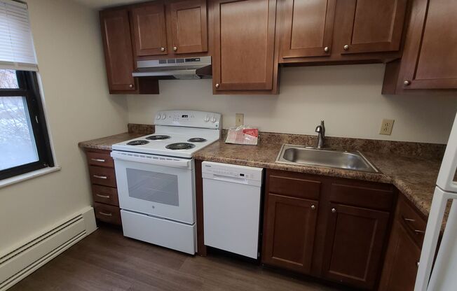 Avon Court Apartment Associates