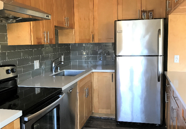 3050 LOS PRADOS ST