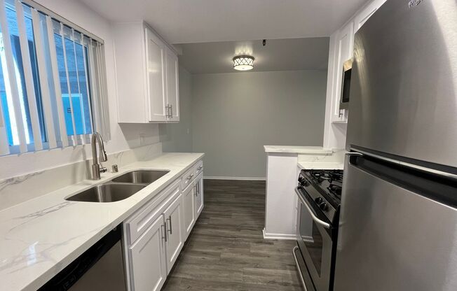 1 bed, 1 bath, 850 sqft, $2,548, Unit 212