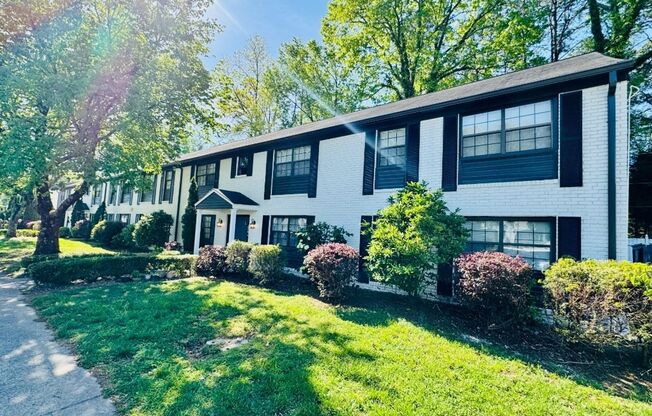 1 bed, 1 bath, 800 sqft, $949, Unit 1208-08