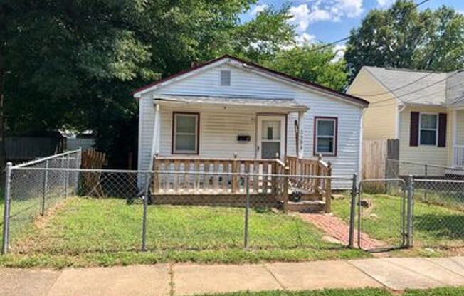 Spacious 4 bedroom 2 bath House in Richmond