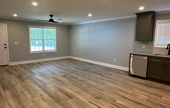 New 3 Bedroom Home in 30506!