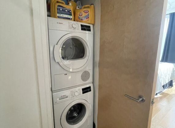 1 bed, 1 bath, $4,595, Unit 1507