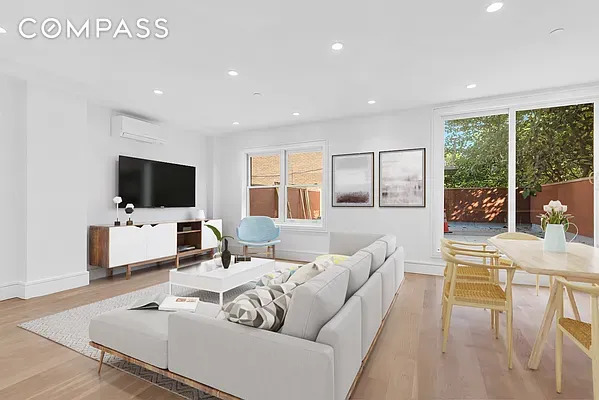 631 VANDERBILT AVE